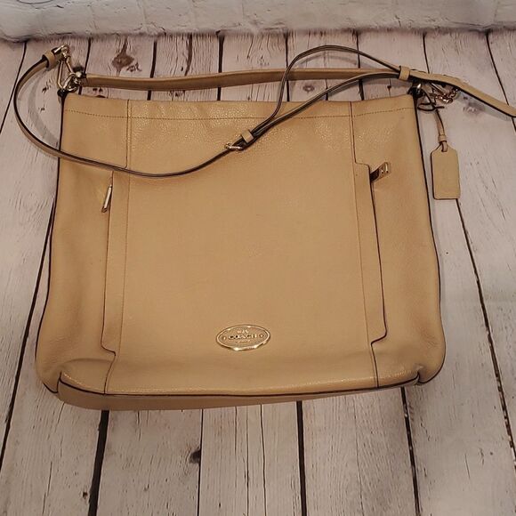 Coach pebbled beige leather double strap shoulder bag - Picture 5 of 13